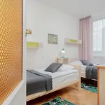 Comfy & Spacious By Renters Warszawa