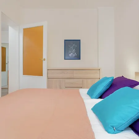 Comfy & Spacious By Renters *