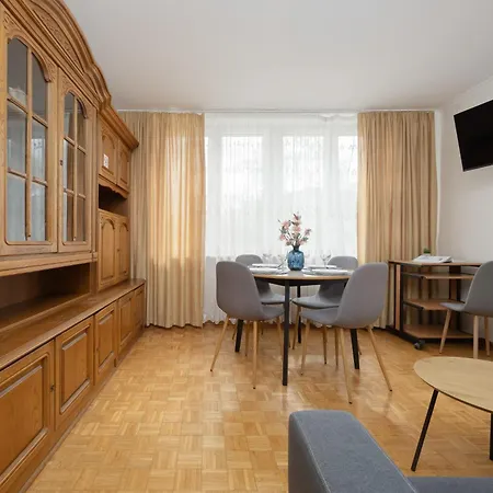 Comfy & Spacious By Renters 公寓 华沙