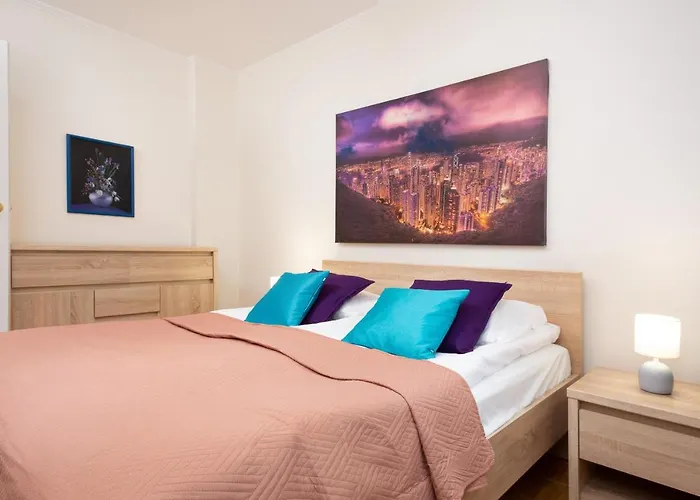 Apartamento Comfy & Spacious By Renters Varsóvia