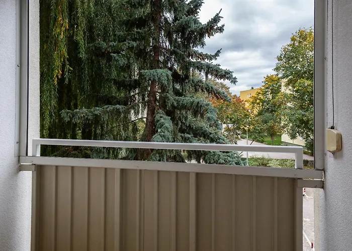 Comfy & Spacious By Renters Apartamento