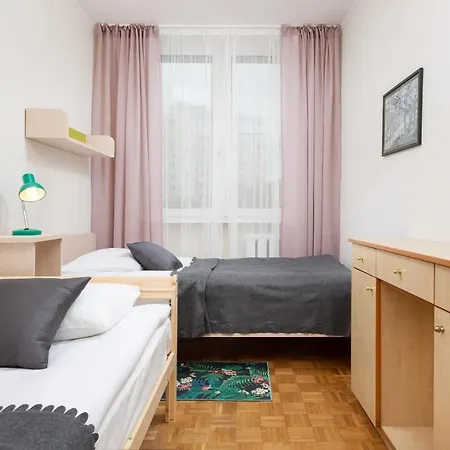 Apartment Comfy & Spacious By Renters